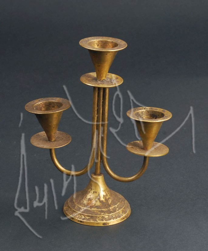 Lamp 69 – Three-candle lamp